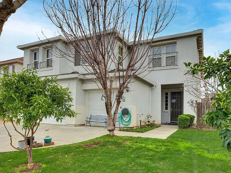 1817 Redondo Rd — Photo 1