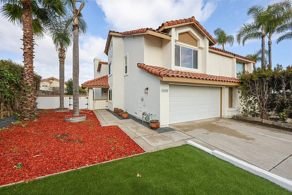 3 bed, 1439 sqft, $4,499 — Photo 1