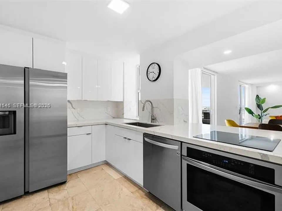 2401 Collins Avenue Cu #1508