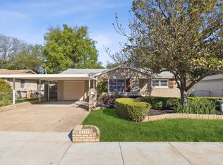 4621 Quails Ln, Fort Worth, TX 76119