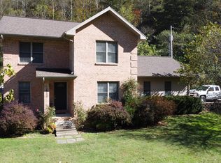 2850 Abbott Creek Rd, Prestonsburg, KY 41653