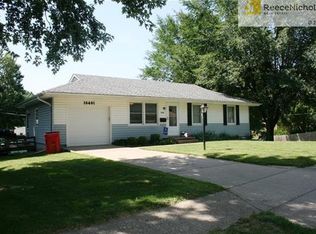16401 E 31st St S, Independence, MO 64055