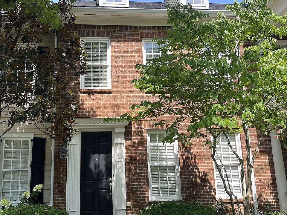 1st image of 90 Pearl St