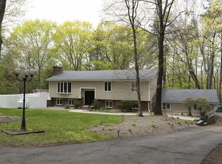 73 Valley Rd, Ashland, MA 01721