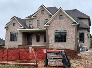 536 Larksong Dr, Farragut, TN 37934