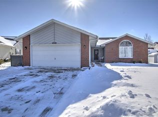 4505 Shadow Dr, Decatur, IL 62526