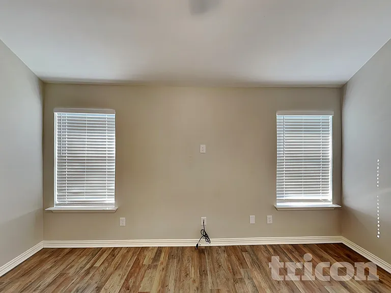 605 Columbia Ave — Photo 9
