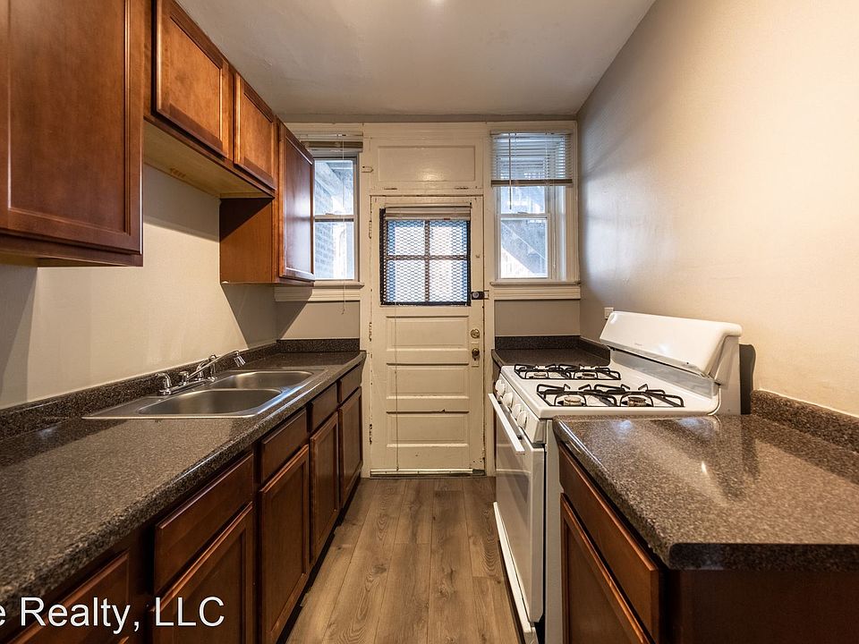 1st image of 7346 N Damen Ave APT 1