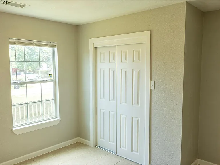 537 Cottontail Dr #B — Photo 12
