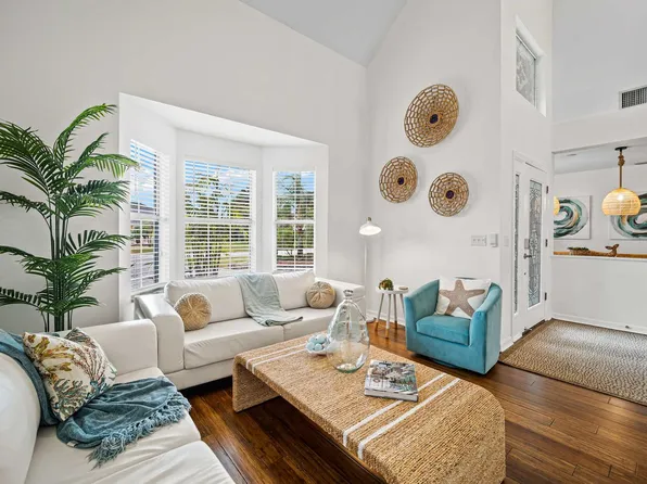 129 Cimmaron Dr #Id1261597p, Palm Coast, FL 32137