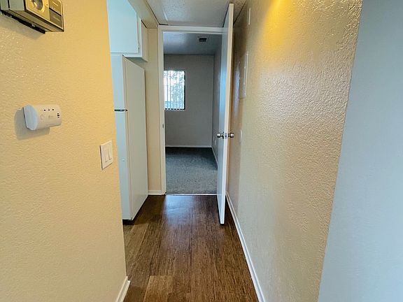 5th image of 7456 Sandalwood Dr APT 11