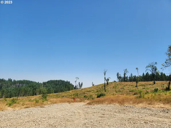 86381 Territorial Hwy, Veneta, OR 97487