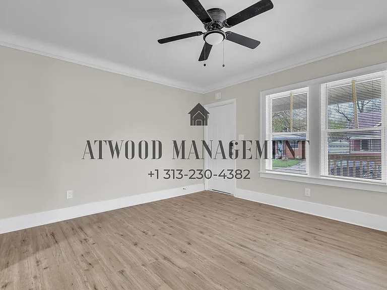 16582 Santa Rosa Dr — Photo 2