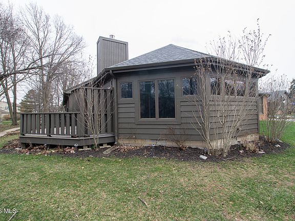 5th image of 1 Abbey Rd