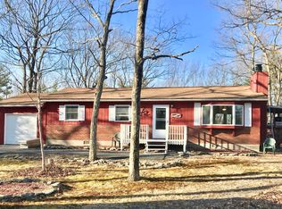 188 Myers Dr, Dingmans Ferry, PA 18328
