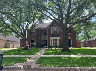 7210 Quiet Glen Dr, Sugar Land, TX 77479