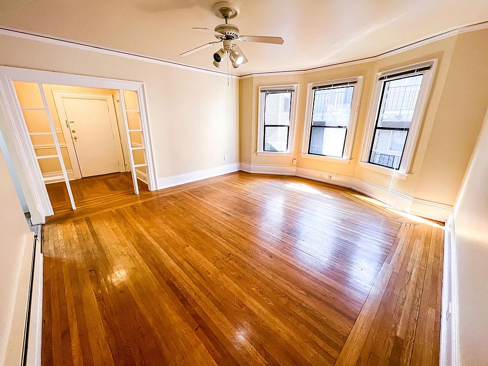 1st image of 1515 E Madison St APT 3C