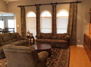 7083 Gunlock Dr, Millington, TN 38053