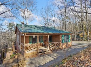 421 Cherokee Ct, Ellijay, GA 30540