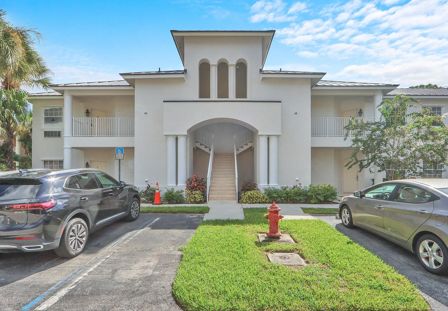 1 bed, 1.0 bath, 400 sqft, $1,450 — Photo 1