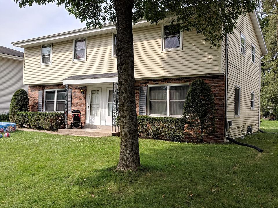 1st image of 410 E Water St