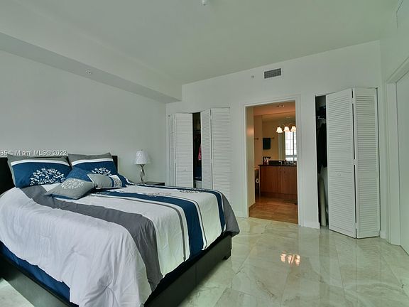 5th image of 300 Biscayne Blvd #3103