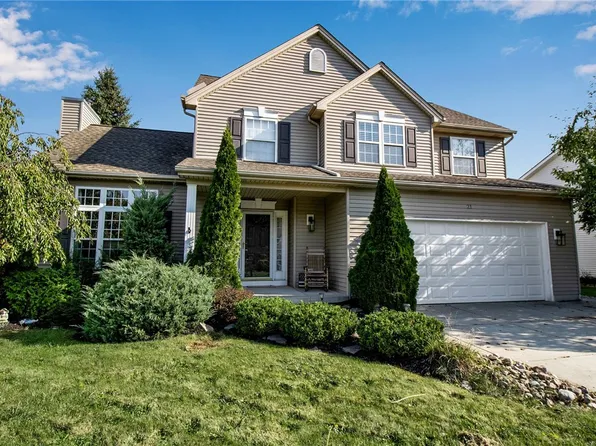 21 Windsor Ridge Dr, Lancaster, NY 14086