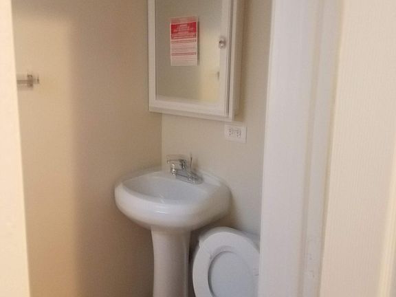 3rd image of 1117 E 81st St APT 2W