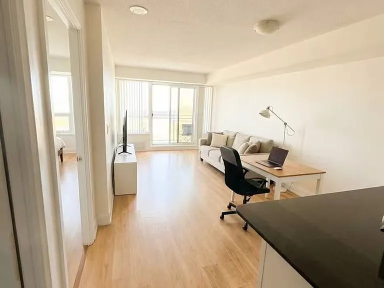 1070 Sheppard Ave W #1207 — Photo 1