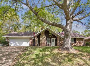 67 Crossgates Dr, Brandon, MS 39042