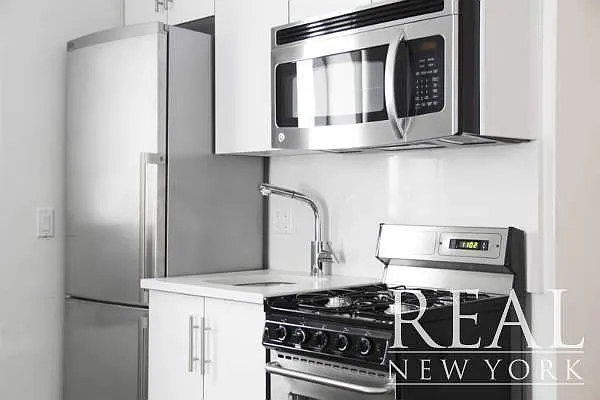 Rented by REAL New York | media 22