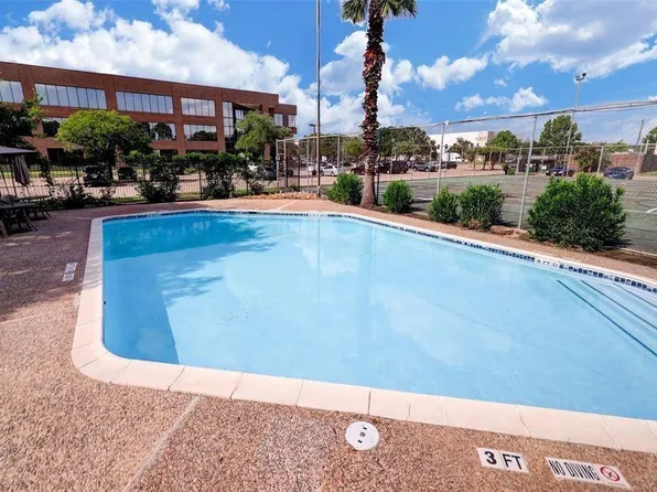 6001 Reims Rd APT 802, Houston, TX 77036