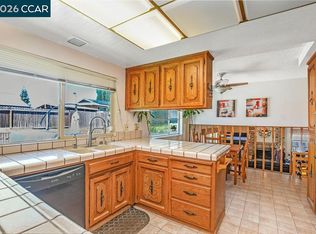 2822 Harris Dr, Antioch, CA 94509