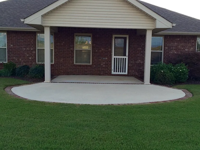 108 Grantham Cir — Photo 4