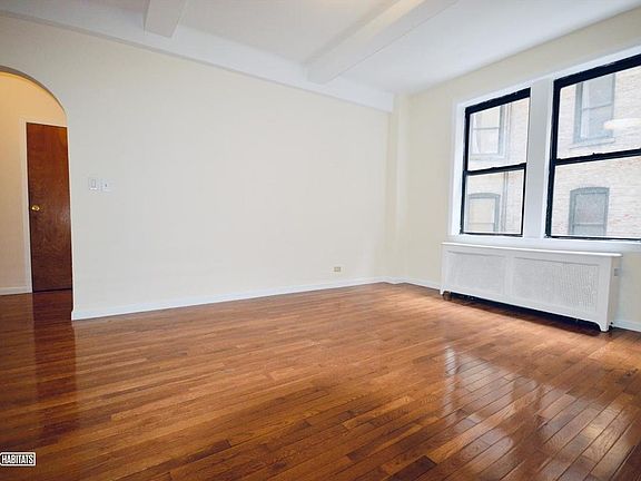 2nd image of 675 W End Ave APT 3D