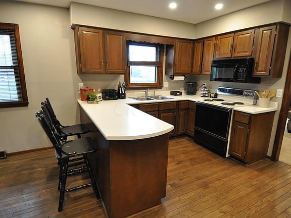4th image of 4134 Briarbrook Dr