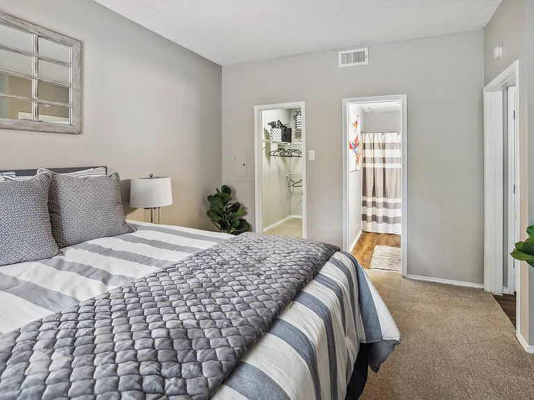 Modern Bedroom Suite with Connected Amenities