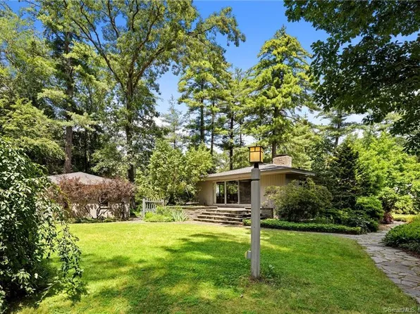 44 Wheeler Road, Simsbury, CT 06070