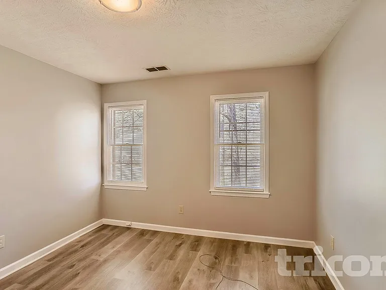 4809 Glenwhite Dr — Photo 20