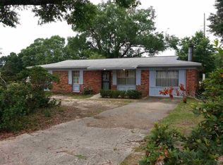 5255 Springdale Dr, Milton, FL 32570