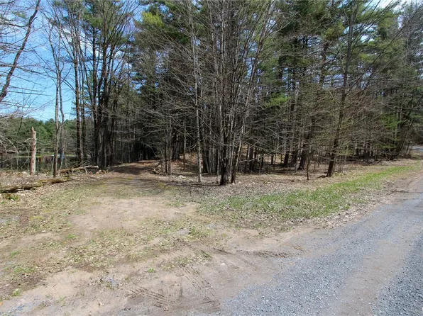 7705 White Pine Ln, Glenfield, NY 13343