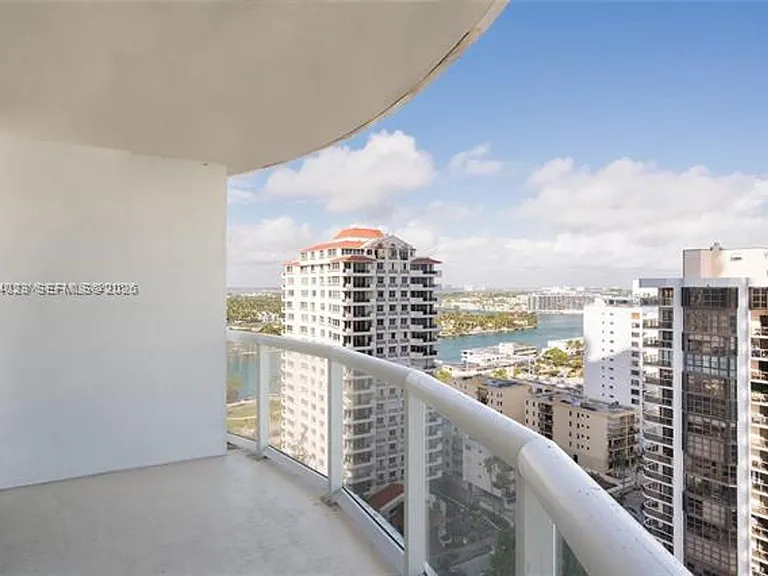 6365 Collins Avenue Cu #1811 — Photo 9