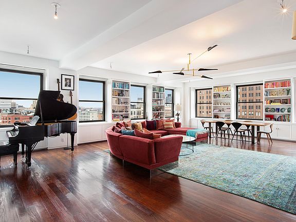 3rd image of 90 Franklin St #11THFLOOR
