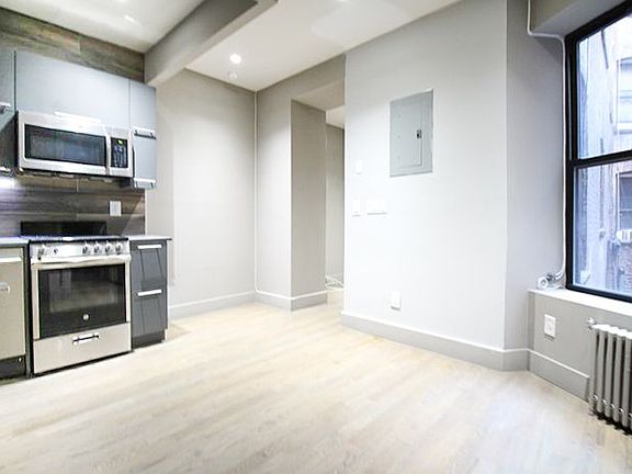 2nd image of 235 E 117th St APT 2A
