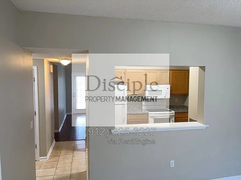 22 E Dubois St #7B — Photo 9