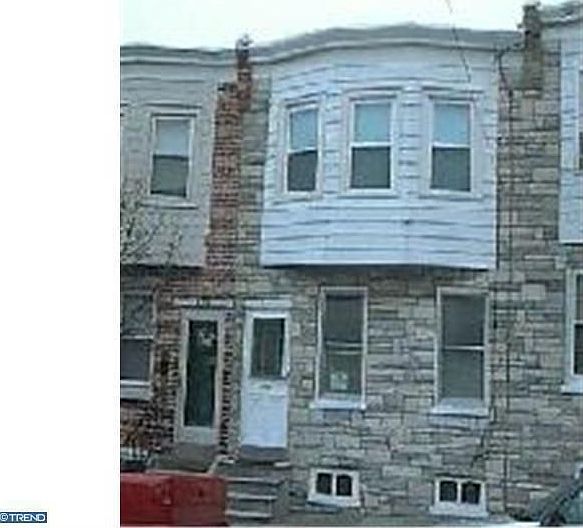 1st image of 916 Brown St