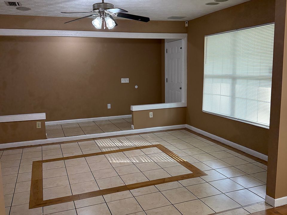 1st image of 5431 Robert Scott Dr N