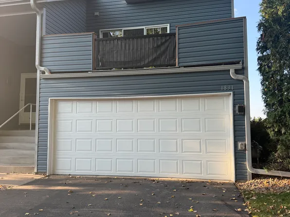 1831 E 122nd St, Burnsville, MN 55337