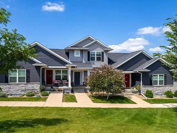 619 Catherine Dr, Tiffin, IA 52340