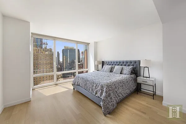 Rented by Halstead Real Estate | media 22